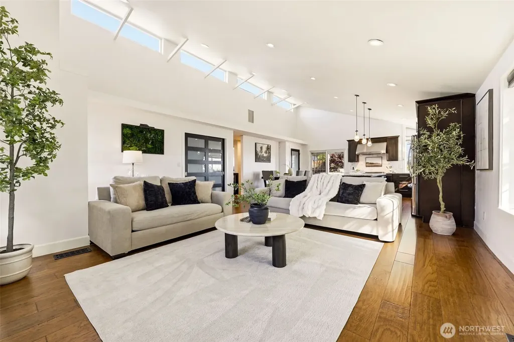 505 NE 78th Street Seattle WA 98115