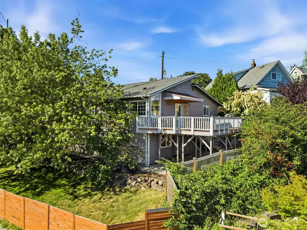 505 NE 78th Street Seattle WA 98115