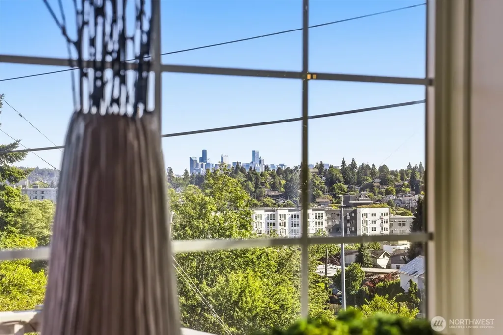 505 NE 78th Street Seattle WA 98115