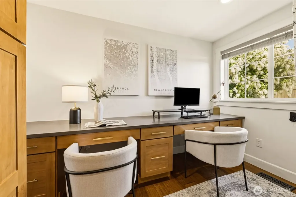 505 NE 78th Street Seattle WA 98115