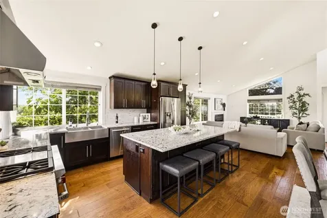 505 NE 78th Street Seattle WA 98115