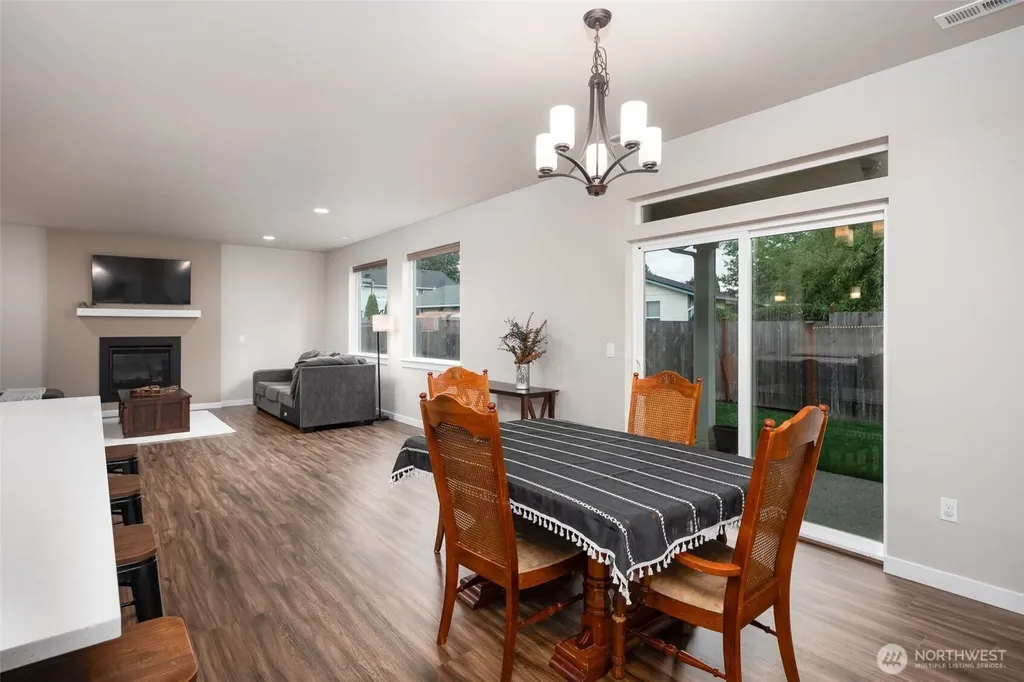 919 Joan Drive Sultan WA 98294
