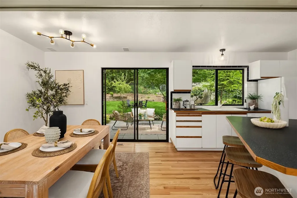 13034 105th Place NE Kirkland WA 98034