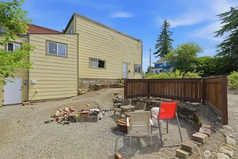 1205 N 11th Street Tacoma WA 98403