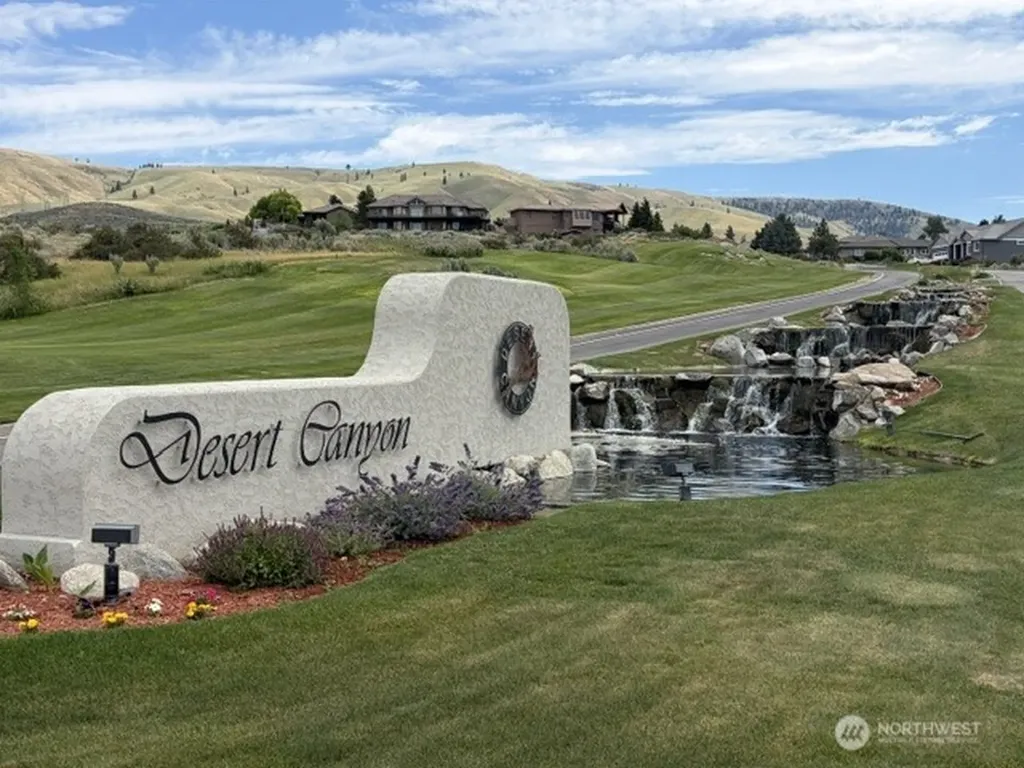 601 Desert Canyon Boulevard Orondo WA 98843