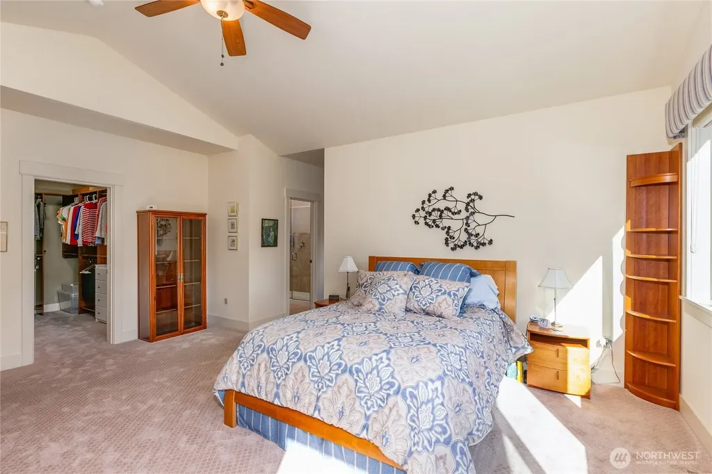 1028 10th Street Mukilteo WA 98275