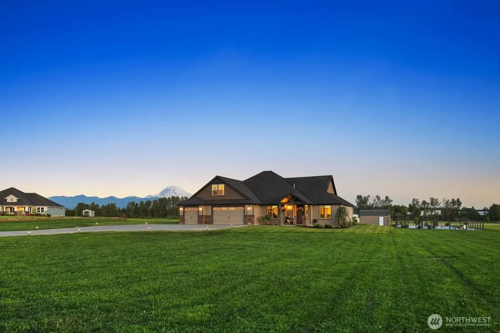 23308 70th Street E Buckley WA 98321
