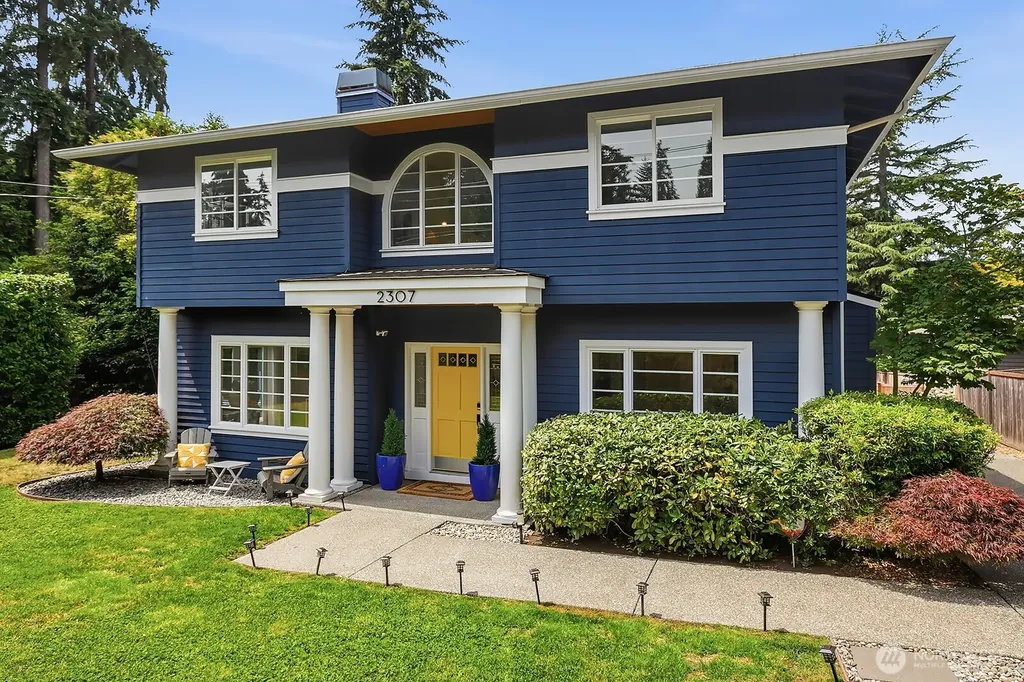 2307 108th Avenue SE Bellevue WA 98004