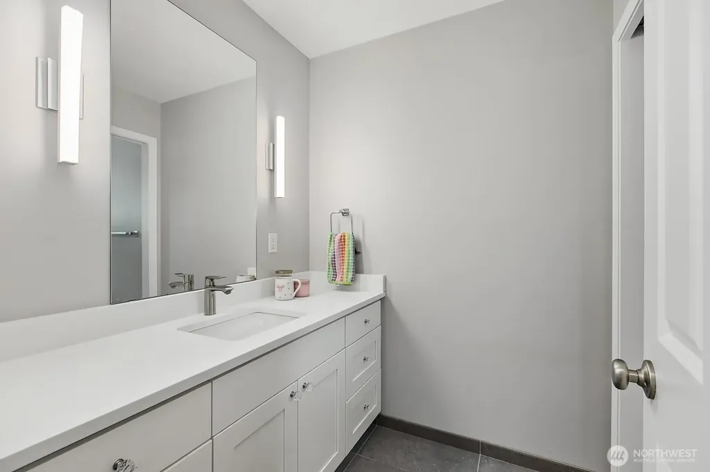 2307 108th Avenue SE Bellevue WA 98004