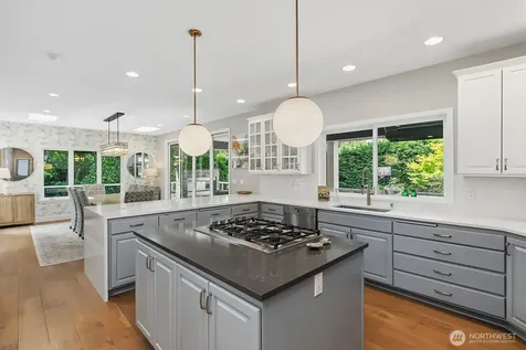 2307 108th Avenue SE Bellevue WA 98004