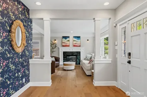 2307 108th Avenue SE Bellevue WA 98004