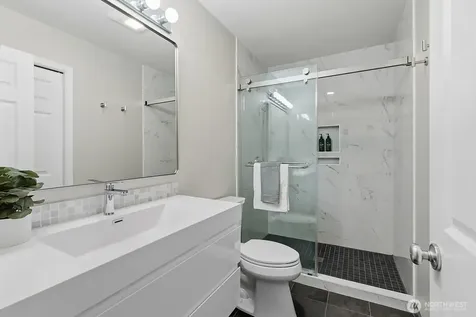 2307 108th Avenue SE Bellevue WA 98004