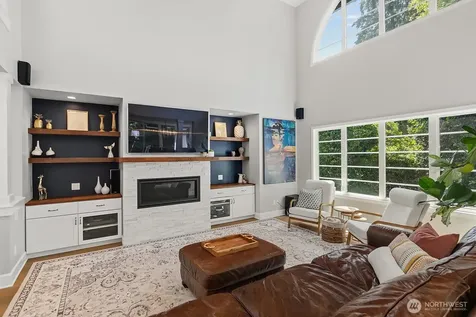 2307 108th Avenue SE Bellevue WA 98004