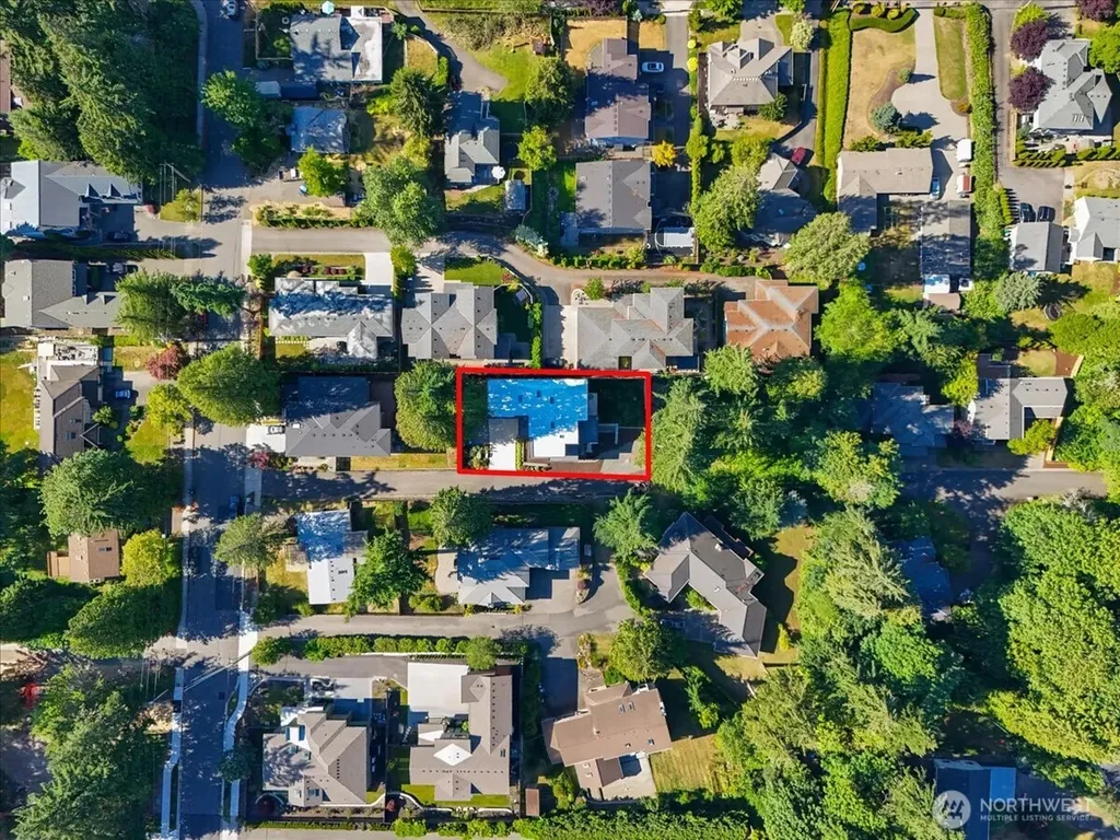 8736 126th Avenue NE Kirkland WA 98033