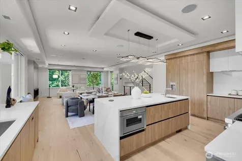 8736 126th Avenue NE Kirkland WA 98033