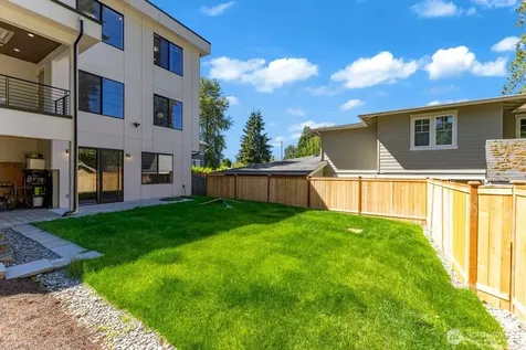 8736 126th Avenue NE Kirkland WA 98033