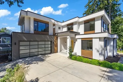 8736 126th Avenue NE Kirkland WA 98033