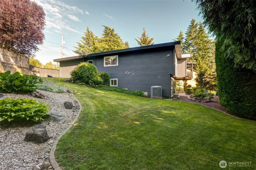 11410 SE 79th Street Newcastle WA 98056