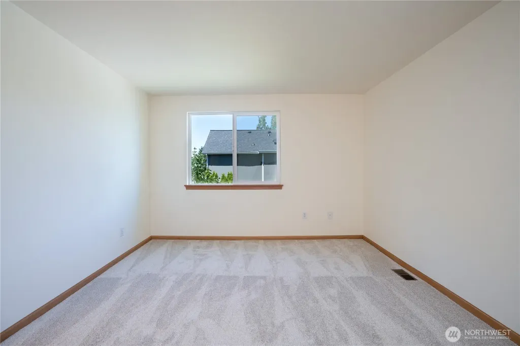 12404 133rd Street Ct E Puyallup WA 98374