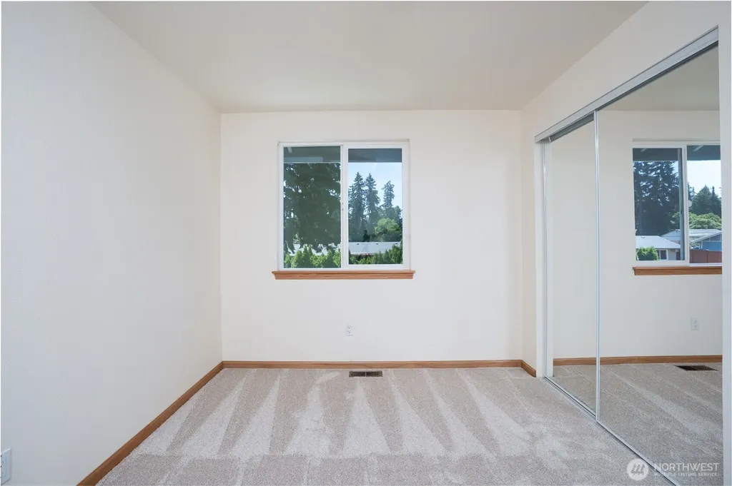 12404 133rd Street Ct E Puyallup WA 98374