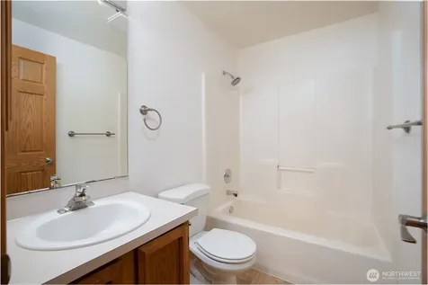 12404 133rd Street Ct E Puyallup WA 98374