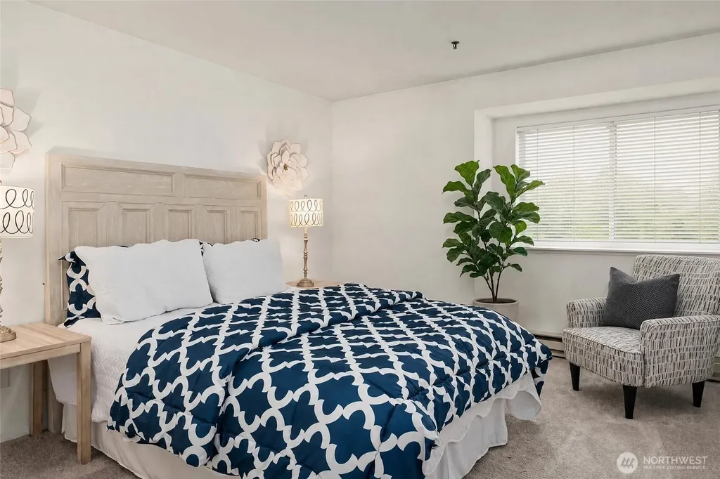 12424 109th Court NE Kirkland WA 98034