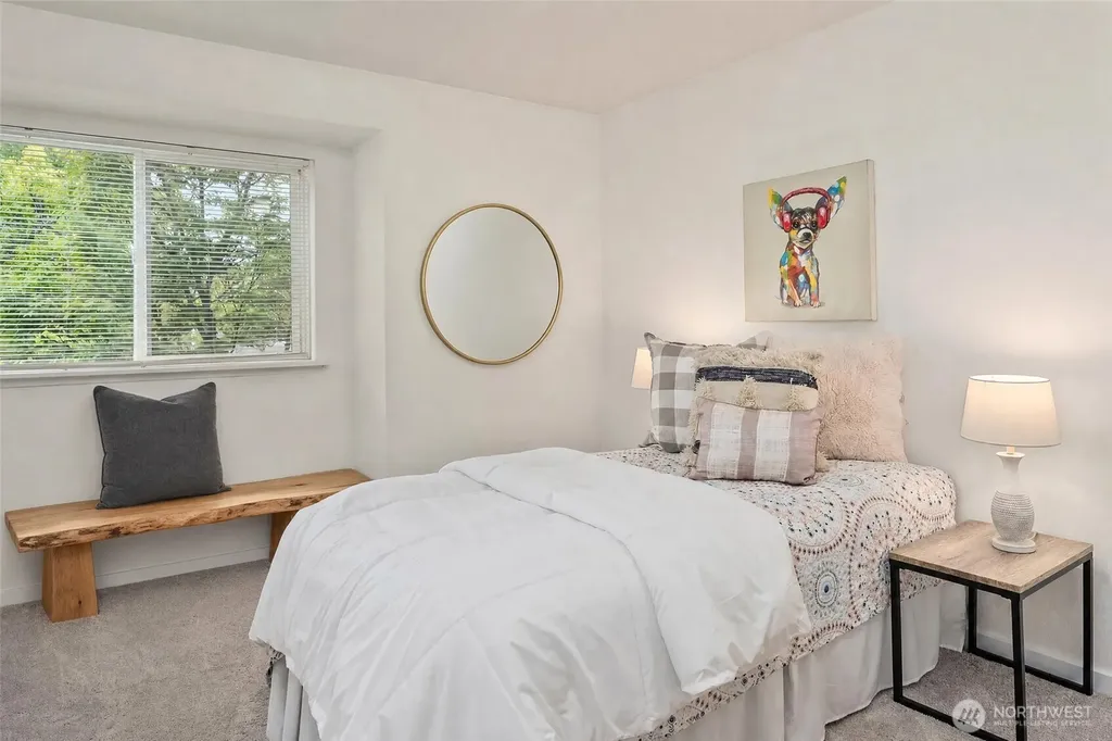12424 109th Court NE Kirkland WA 98034