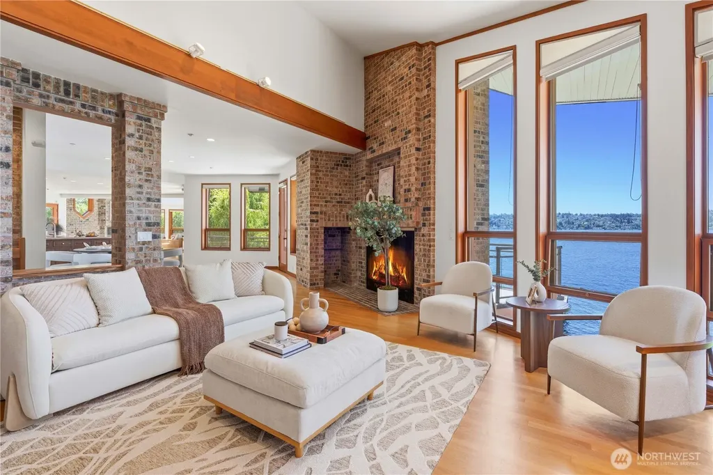 8279 W Mercer Way Mercer Island WA 98040