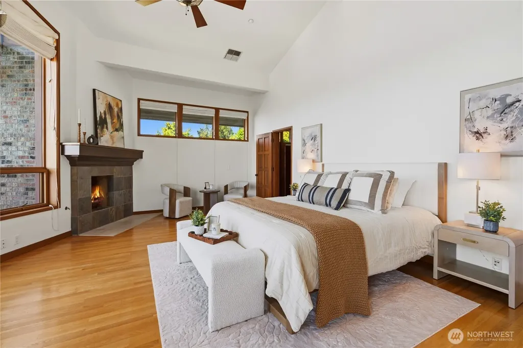 8279 W Mercer Way Mercer Island WA 98040