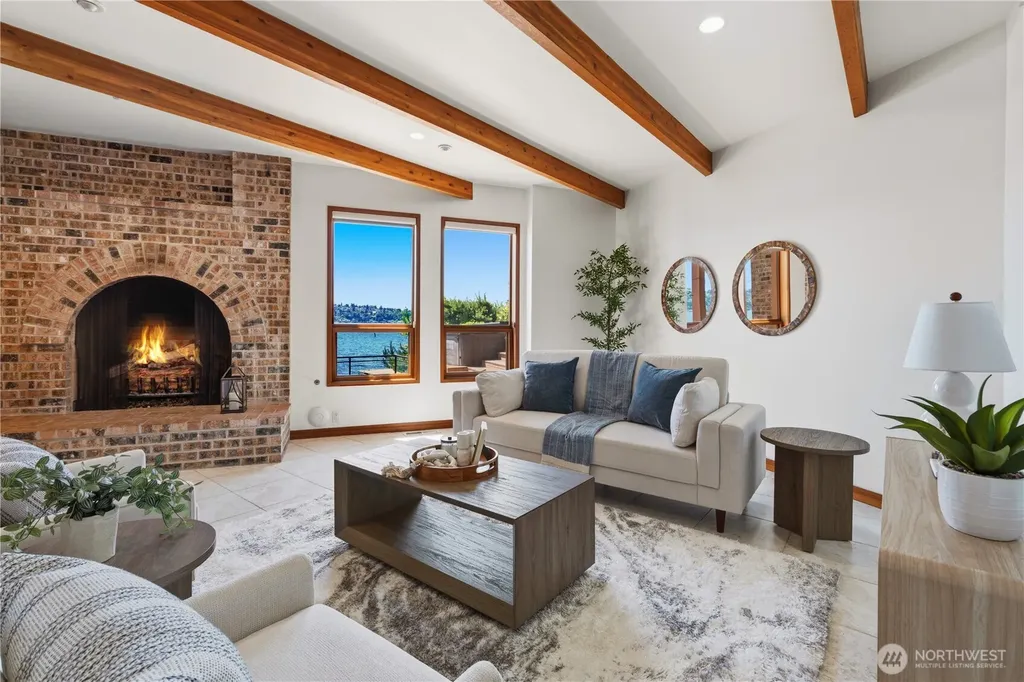 8279 W Mercer Way Mercer Island WA 98040