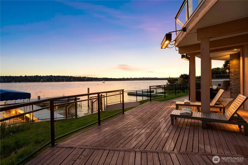 8279 W Mercer Way Mercer Island WA 98040