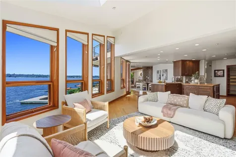 8279 W Mercer Way Mercer Island WA 98040