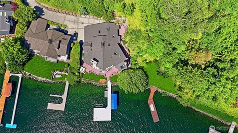 8279 W Mercer Way Mercer Island WA 98040