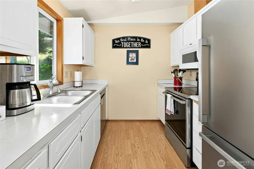 3128 Summit Boulevard Oak Harbor WA 98277