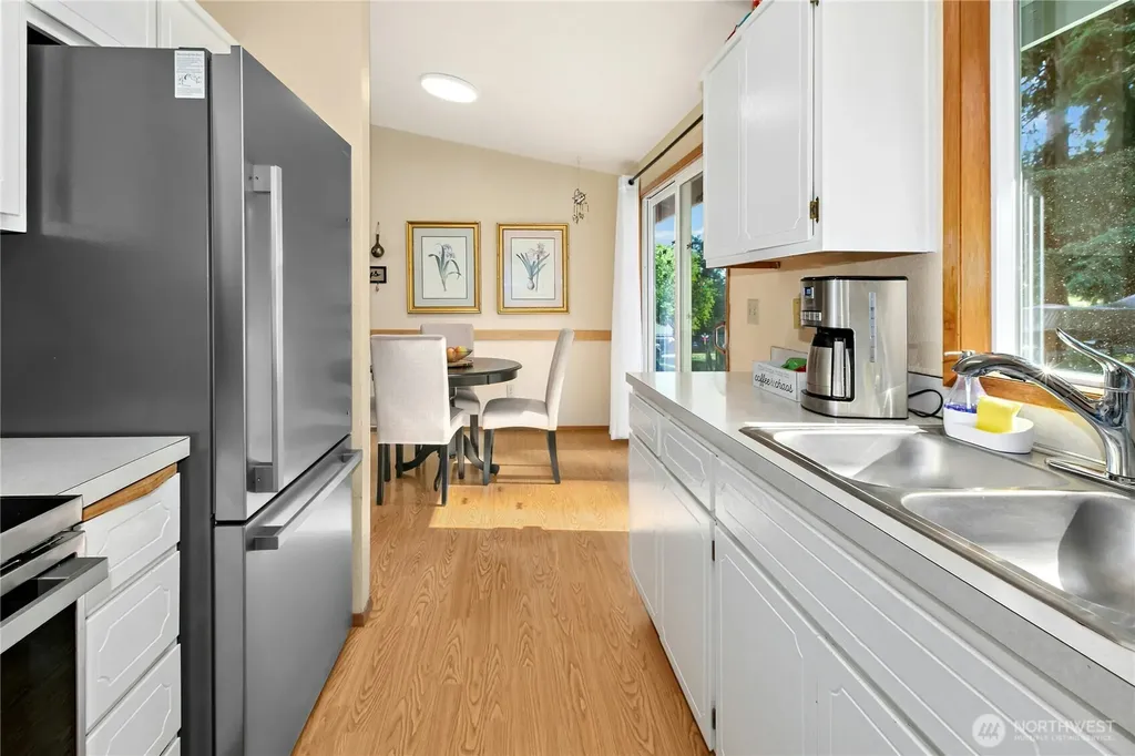 3128 Summit Boulevard Oak Harbor WA 98277