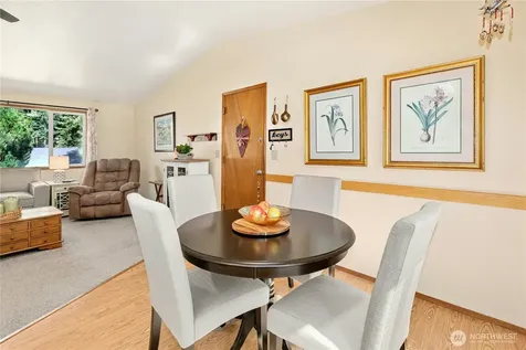3128 Summit Boulevard Oak Harbor WA 98277