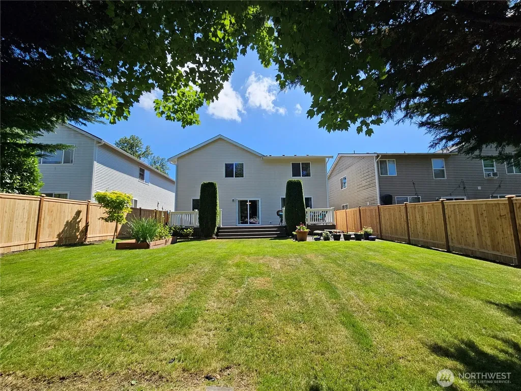 16908 119th. Avenue Ct E Puyallup WA 98374