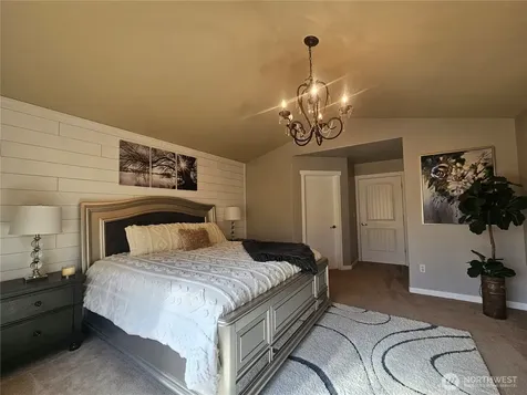16908 119th. Avenue Ct E Puyallup WA 98374