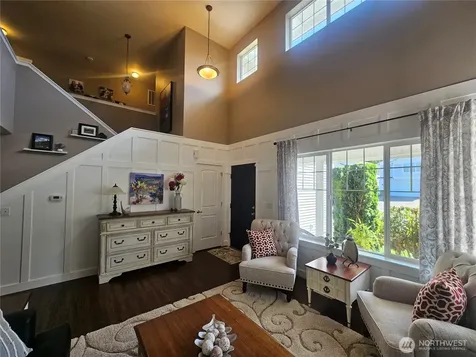 16908 119th. Avenue Ct E Puyallup WA 98374
