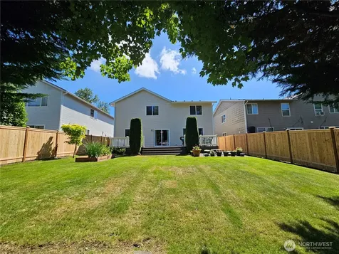 16908 119th. Avenue Ct E Puyallup WA 98374