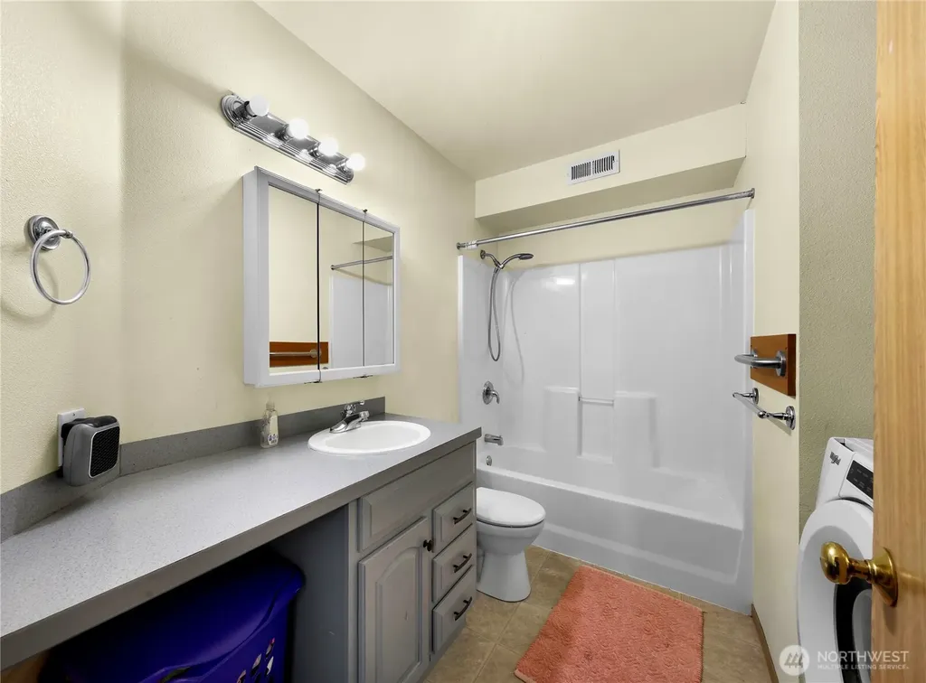 642 Sprague Valley Drive Maple Falls WA 98266
