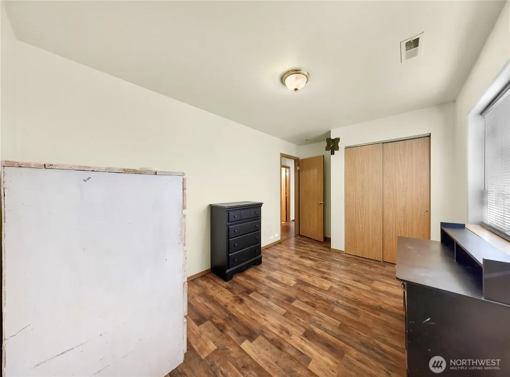 642 Sprague Valley Drive Maple Falls WA 98266