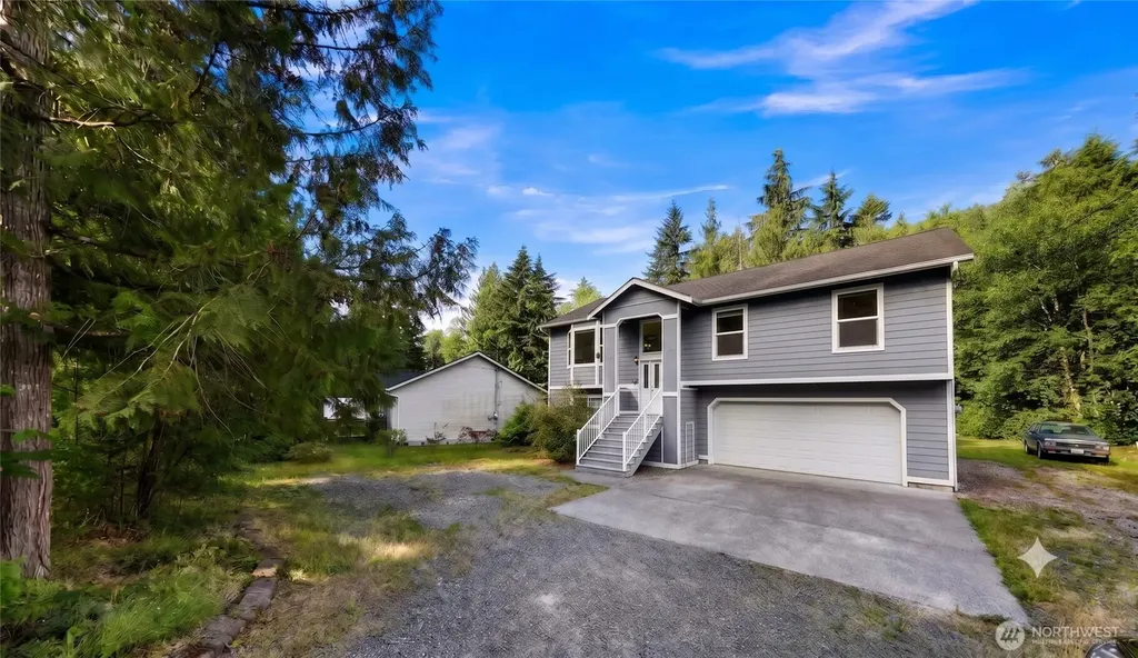 642 Sprague Valley Drive Maple Falls WA 98266