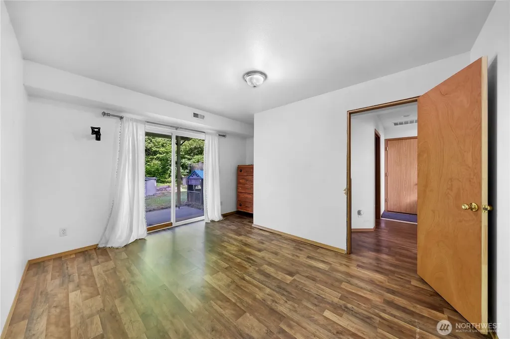 642 Sprague Valley Drive Maple Falls WA 98266