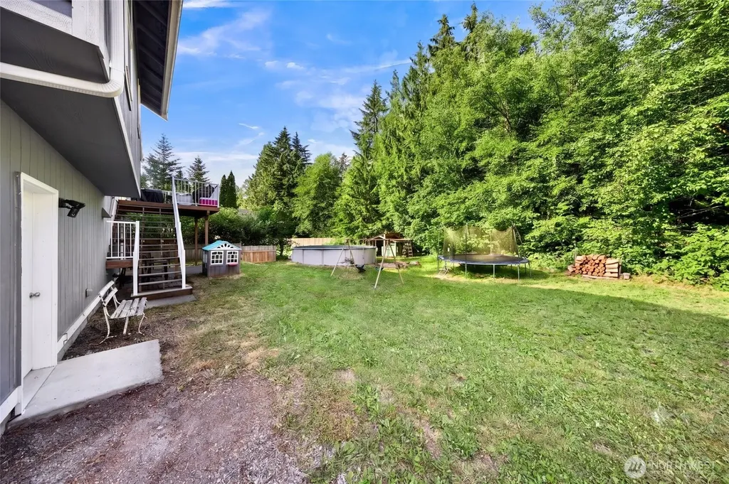 642 Sprague Valley Drive Maple Falls WA 98266
