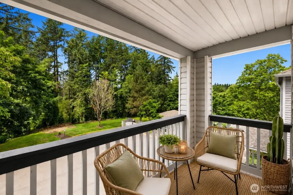 33020 10th Avenue SW Federal Way WA 98023