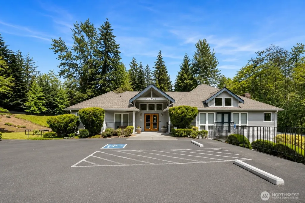 33020 10th Avenue SW Federal Way WA 98023