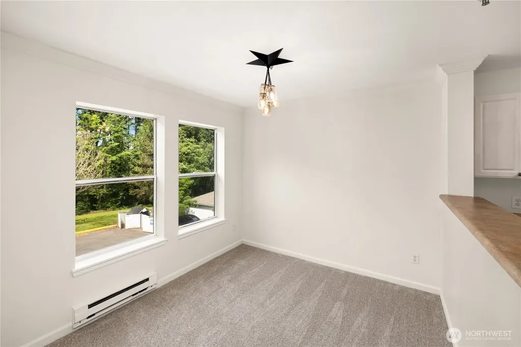 33020 10th Avenue SW Federal Way WA 98023