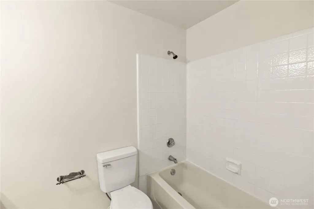 33020 10th Avenue SW Federal Way WA 98023