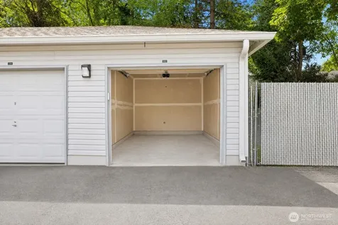 33020 10th Avenue SW Federal Way WA 98023